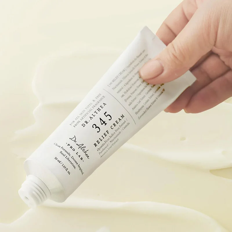 Cosmeticary-Bruxelles-dr.althea-345-relief-cream-lifestyle.webp